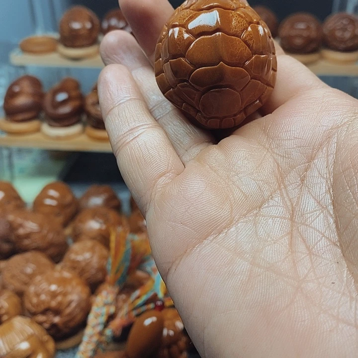 张***，橄榄核手串/手链富甲天下