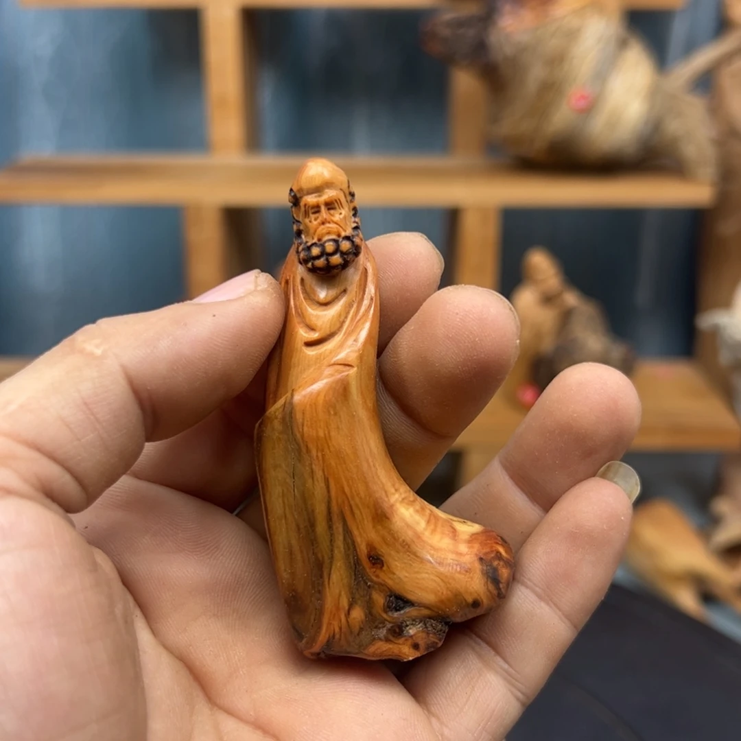 木只**友崖柏木摆件手把件