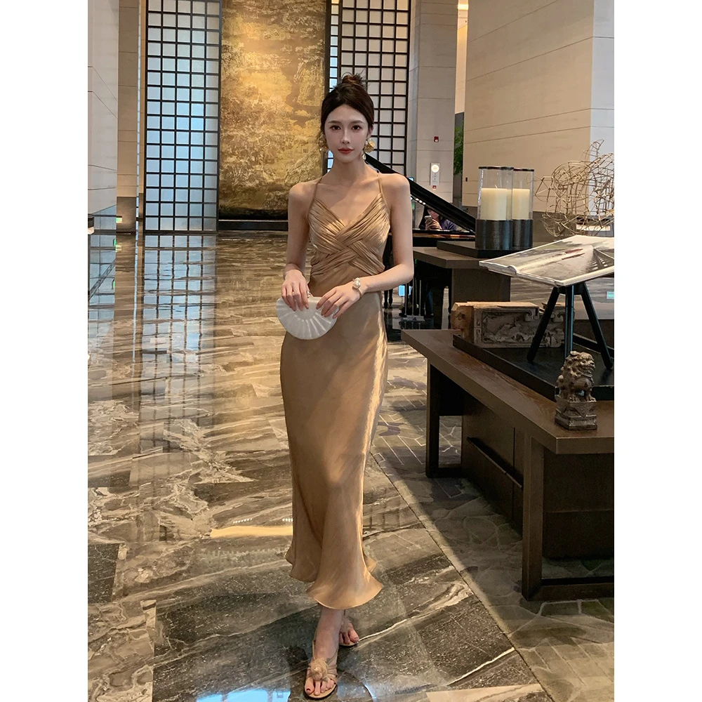 【清仓】法式性感v领吊带连衣裙设计感缎面礼服裙