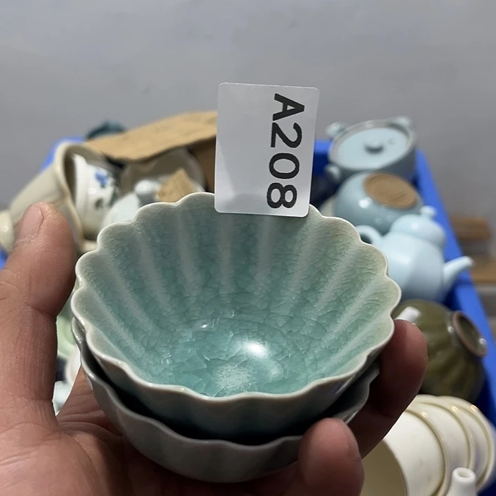 缘***。茶具默认微瑕瓷器、茶具、壶、摆件，介意勿拍