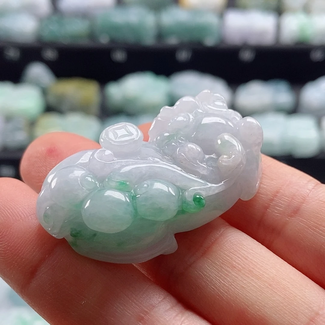 颈饰未镶嵌翡翠翡翠貔貅