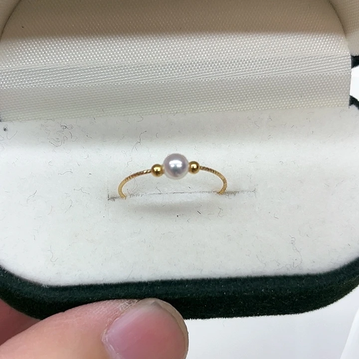 淡水珍珠颈饰18K金镶嵌