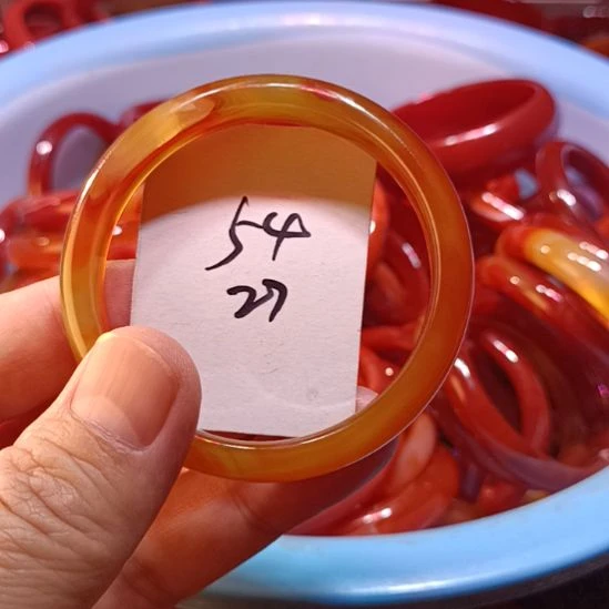 玛瑙/玉髓未镶嵌手镯