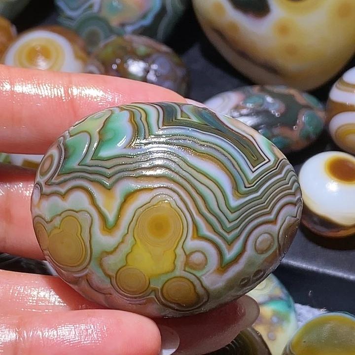 玛瑙/玉髓未镶嵌珠宝奇石6