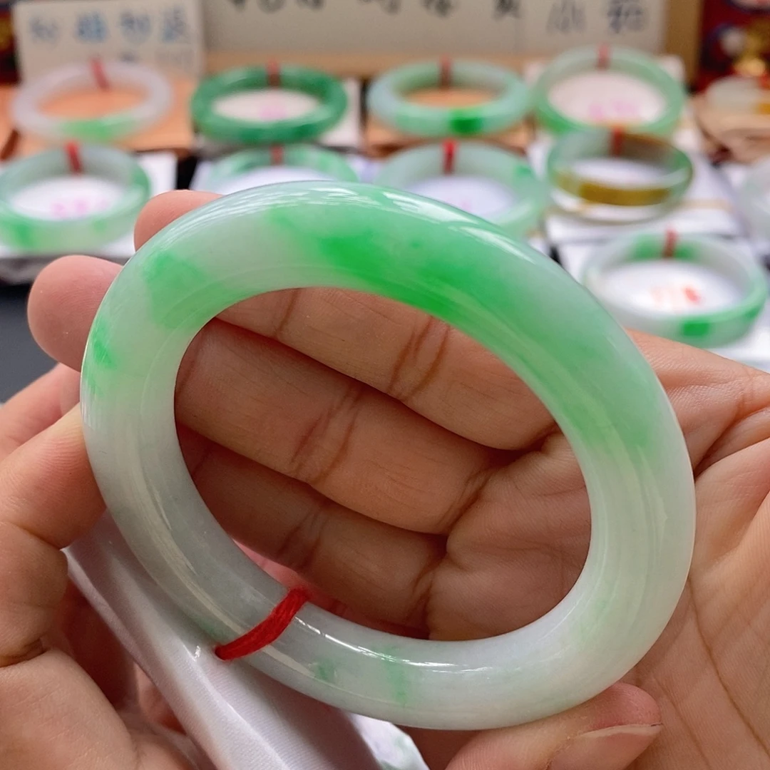 翡翠未镶嵌手镯6号