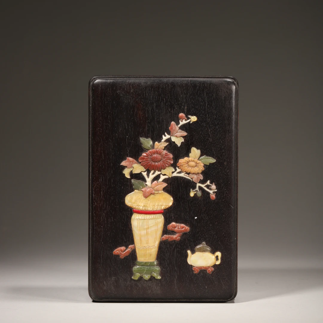 Lot17 清代 红木嵌百宝文房盒