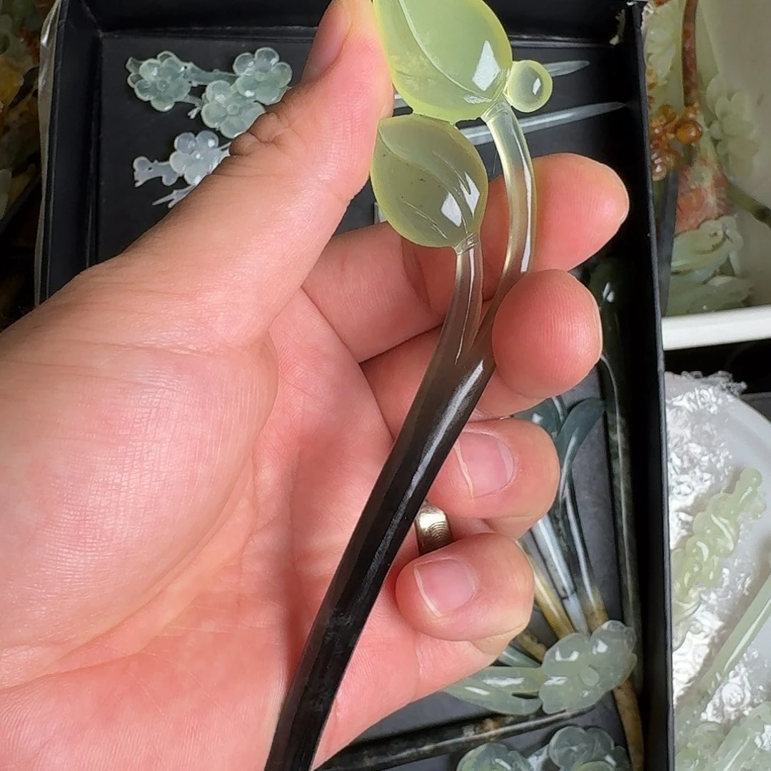 用***8蛇纹石玉未镶嵌发饰