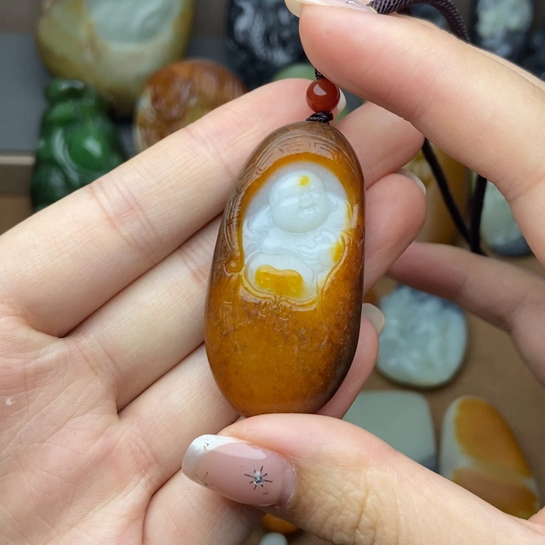 和田玉颈饰未镶嵌白***料