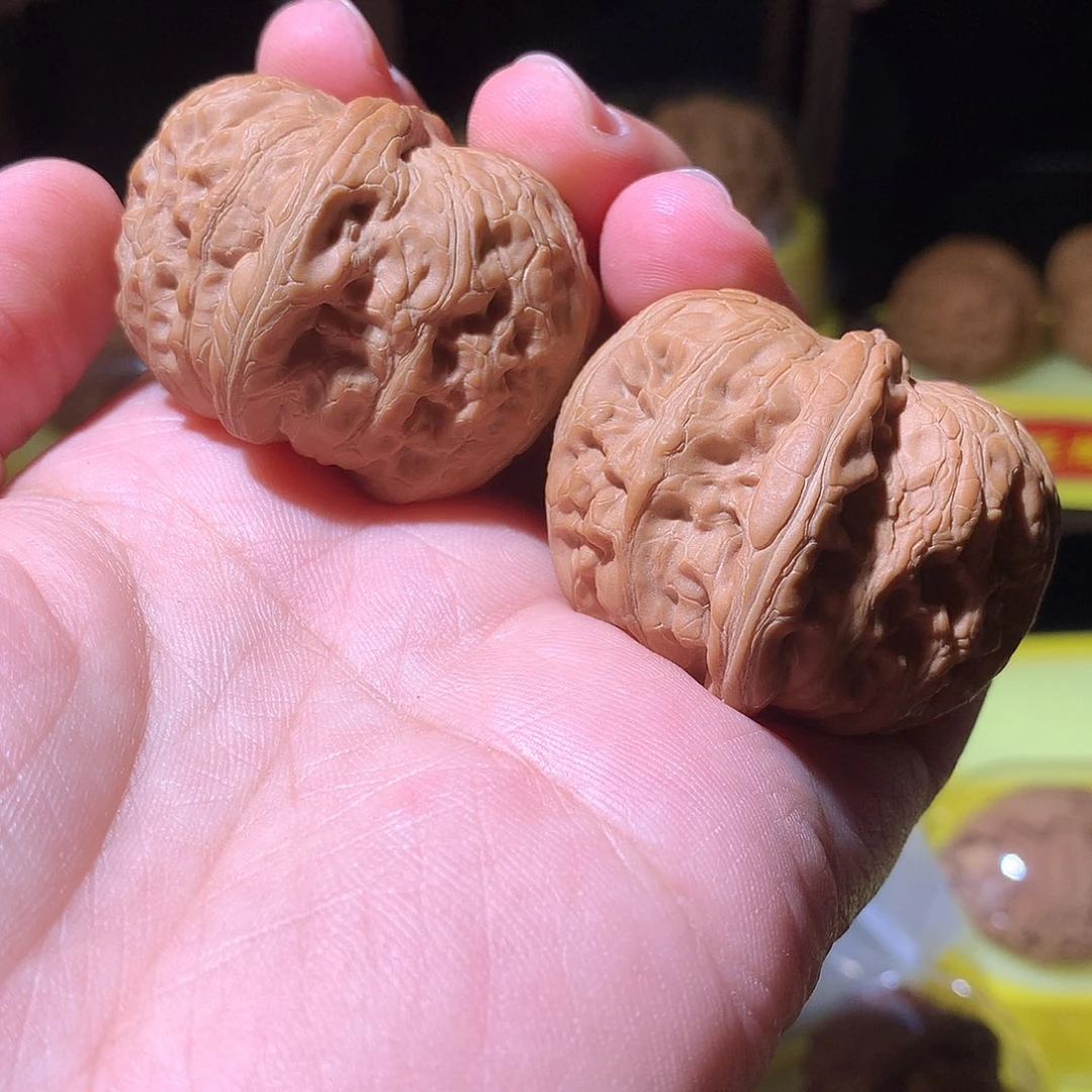 *****文玩核桃把件43元宝