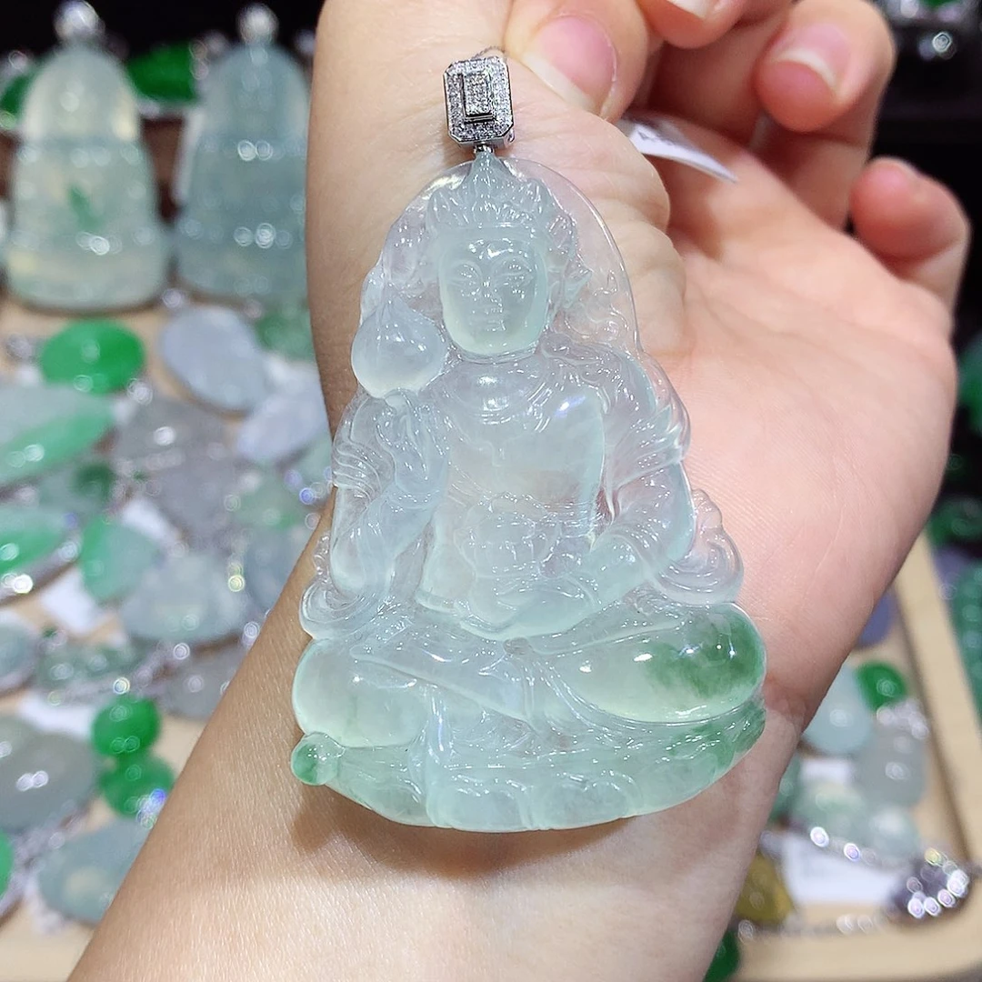 翡翠18K金镶嵌颈饰度母