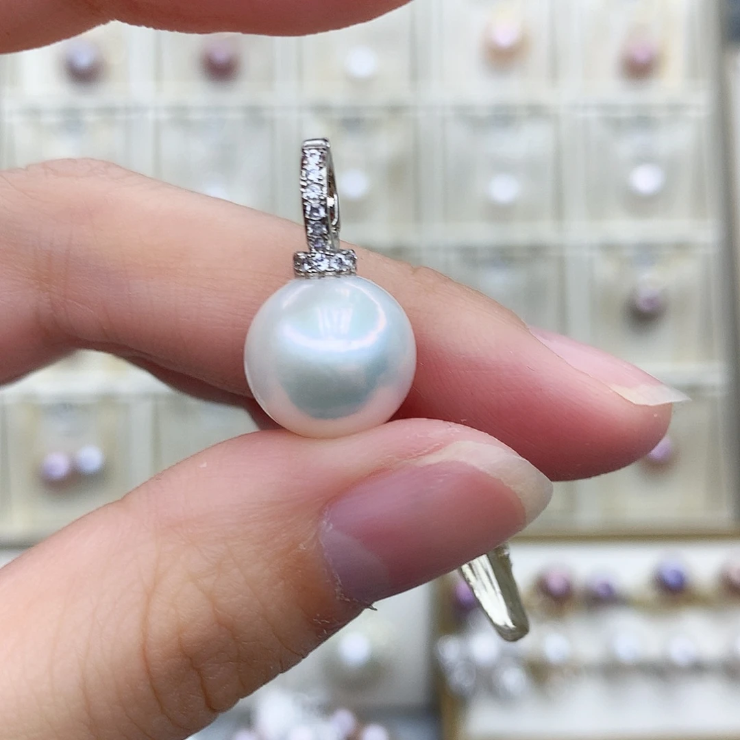 淡水珍珠吊坠(赠链)合金