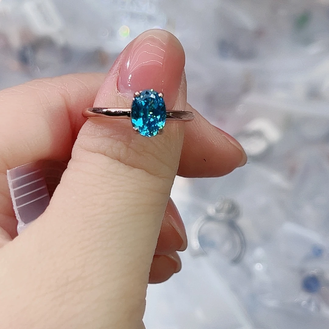 莫桑石非金属SH K枚光臂鸽子蛋蓝钻一卡-15