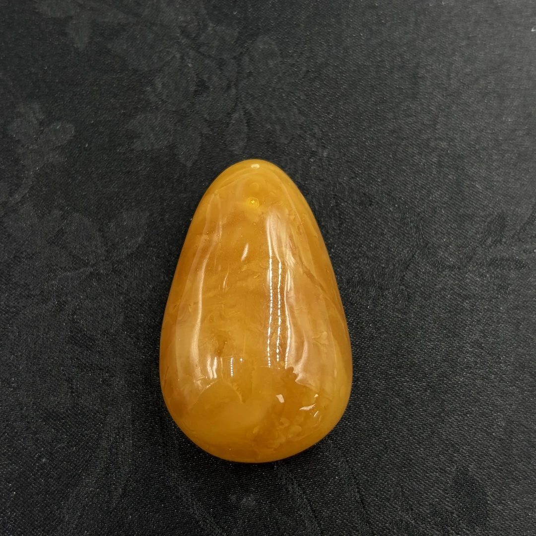 「戴琴珠宝」Q1632-蜜蜡吊坠（多样性发其一）