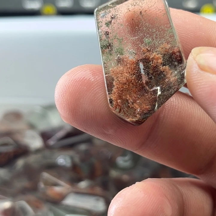 未镶嵌吊坠(赠链)水晶