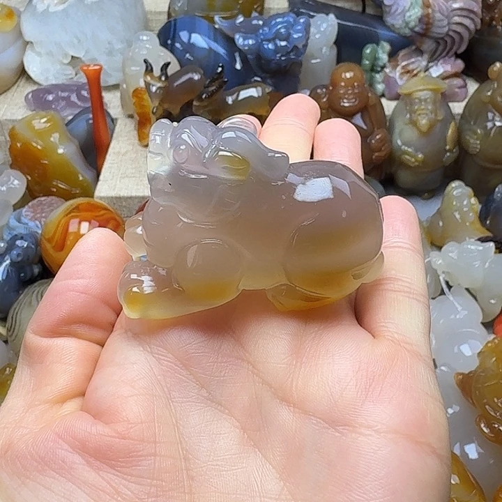 玛瑙/玉髓未镶嵌饰品