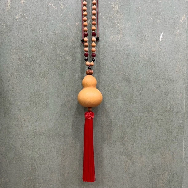 天然葫芦汽车装饰挂件 整体高约37cm