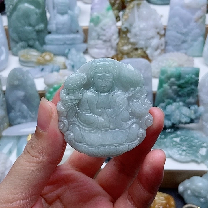 翡翠未镶嵌颈饰翡翠