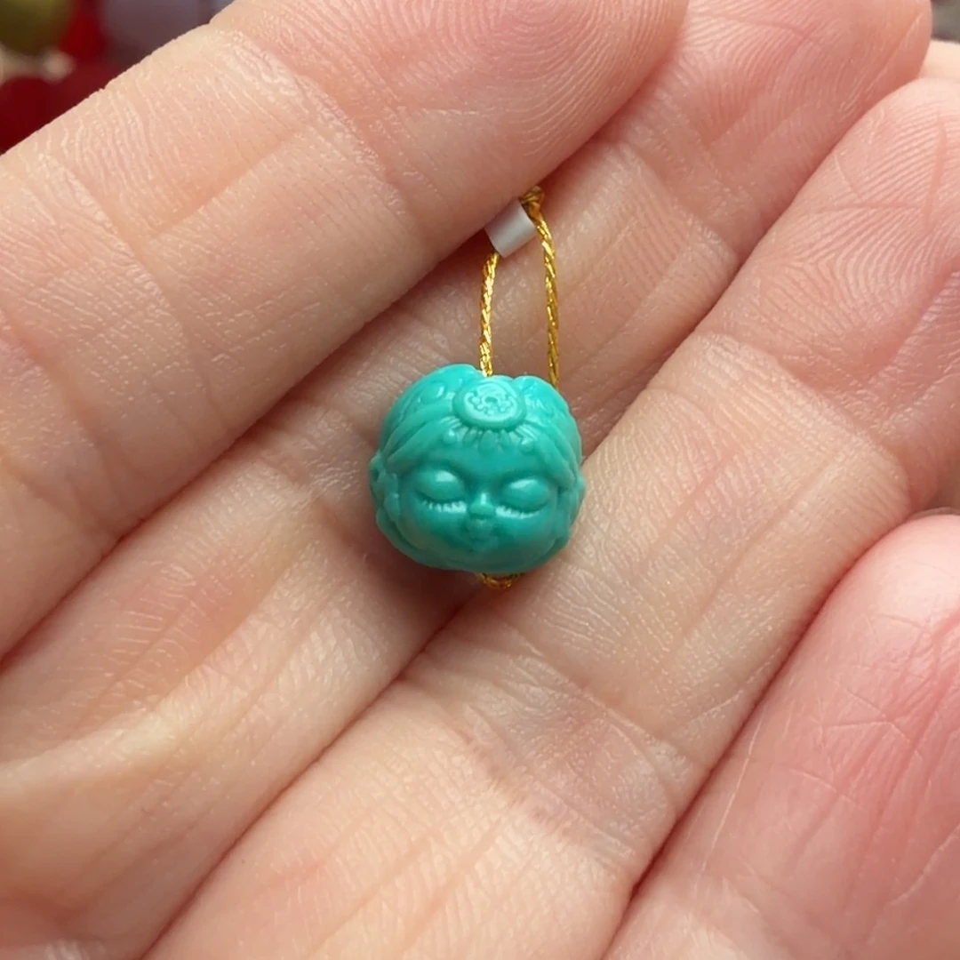 绿松石未镶嵌颈饰