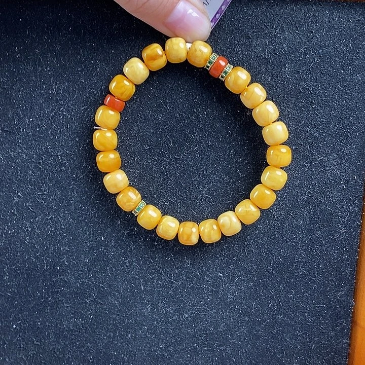 蜜蜡未镶嵌珠宝奇石