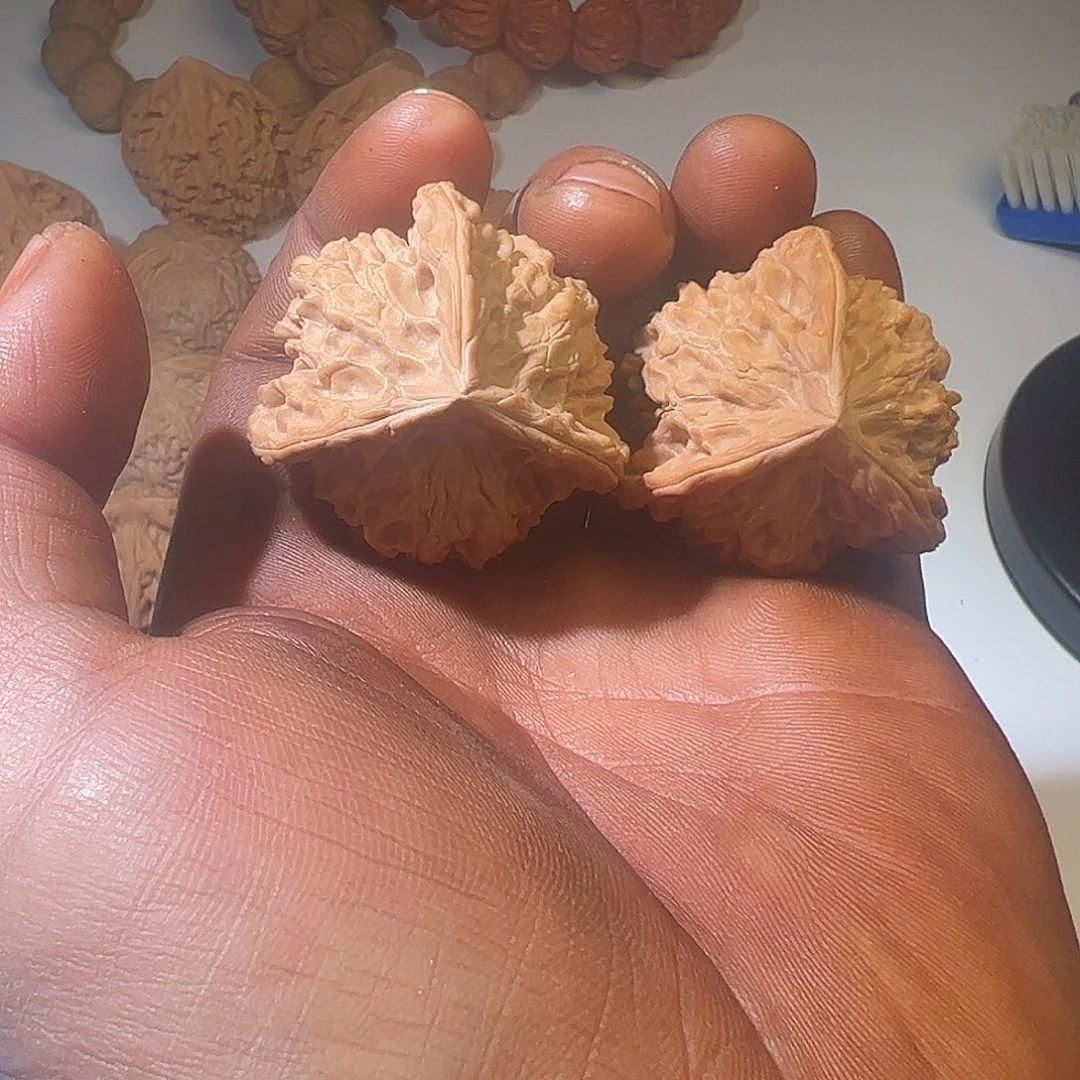 吃***鱼把件文玩核桃文玩