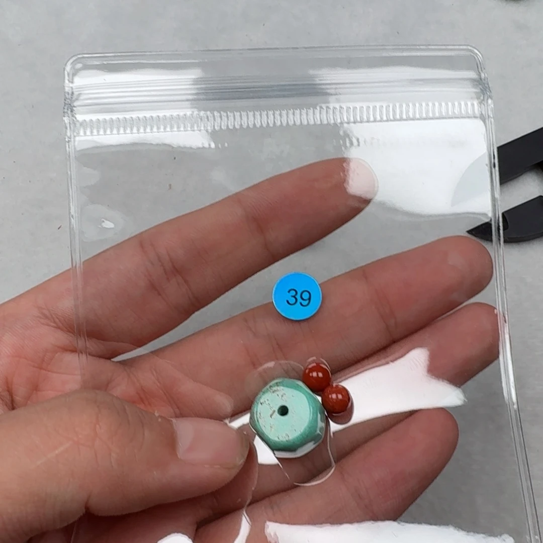 南红玛瑙未镶嵌珠宝奇石O**。