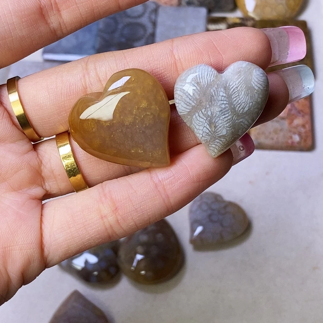 硅化玉颈饰合金当***袭