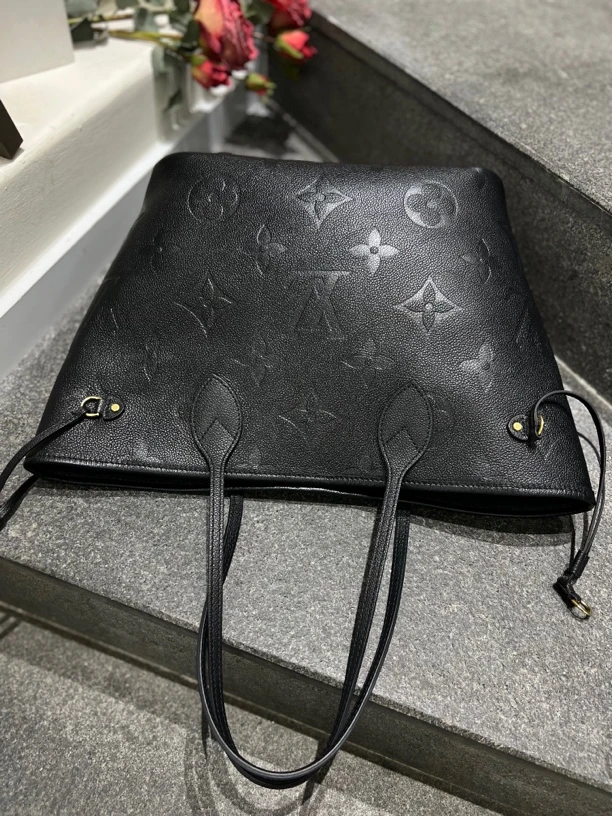 95新 LouisVuitton/路易威登 高价款全皮购物袋托特包郭家中古