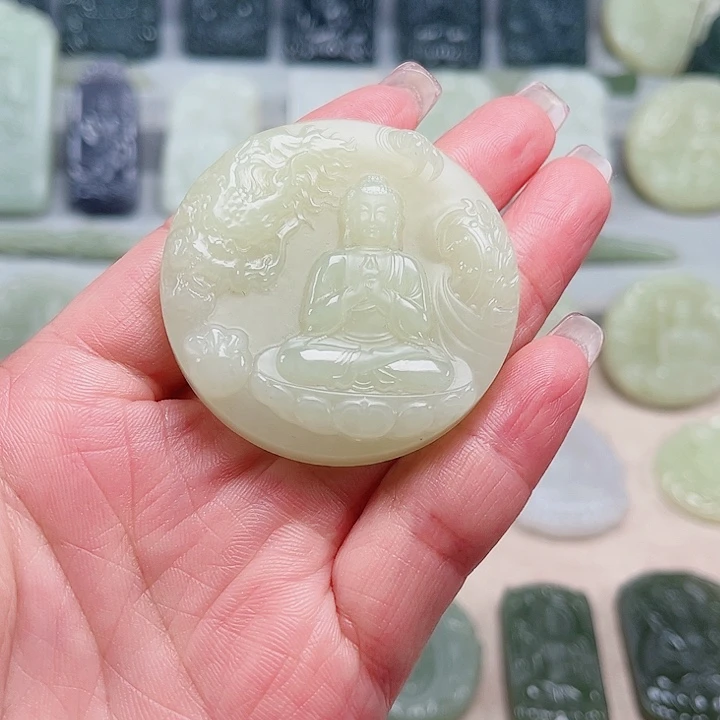 和田玉未镶嵌颈饰