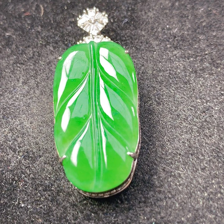 【闪购商品】翡翠未镶嵌颈饰翡翠