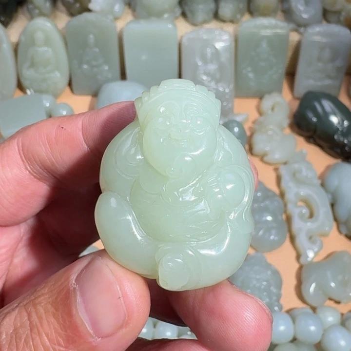 和田玉未镶嵌挂件