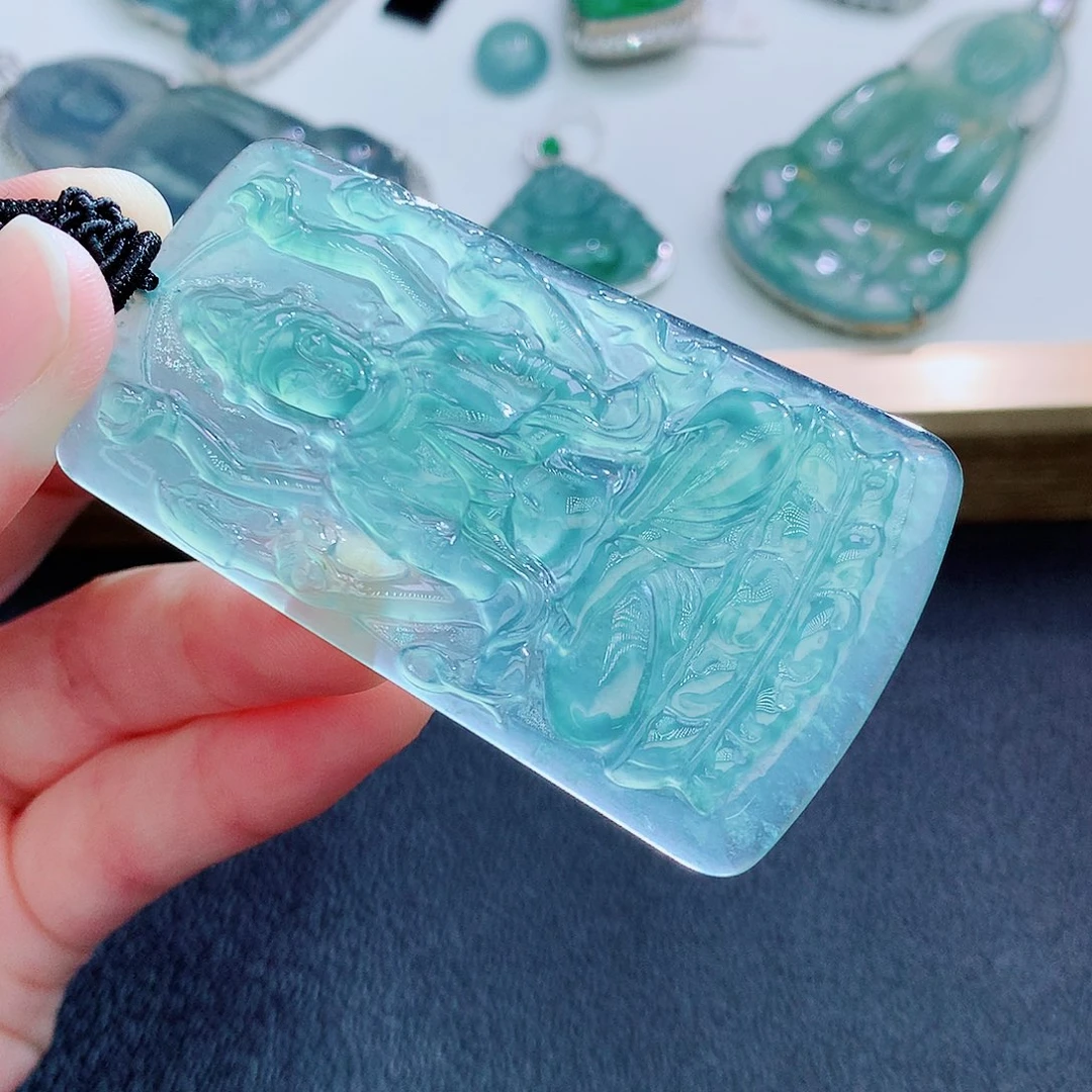 翡翠未镶嵌颈饰翡翠