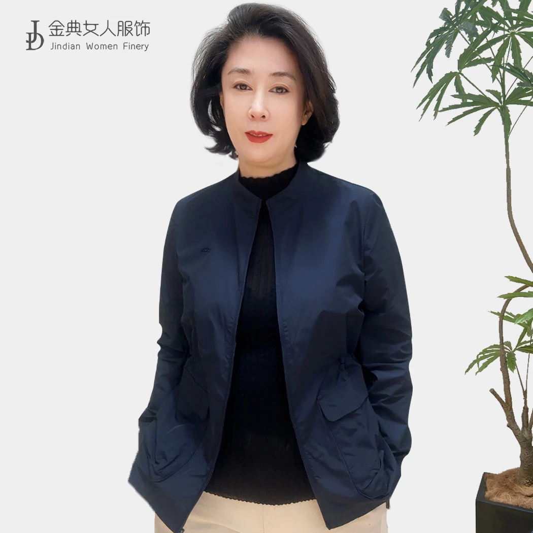 【金典女人服饰】小立领简约风收腰抽绳双兜拉链款短风衣无里衬5298