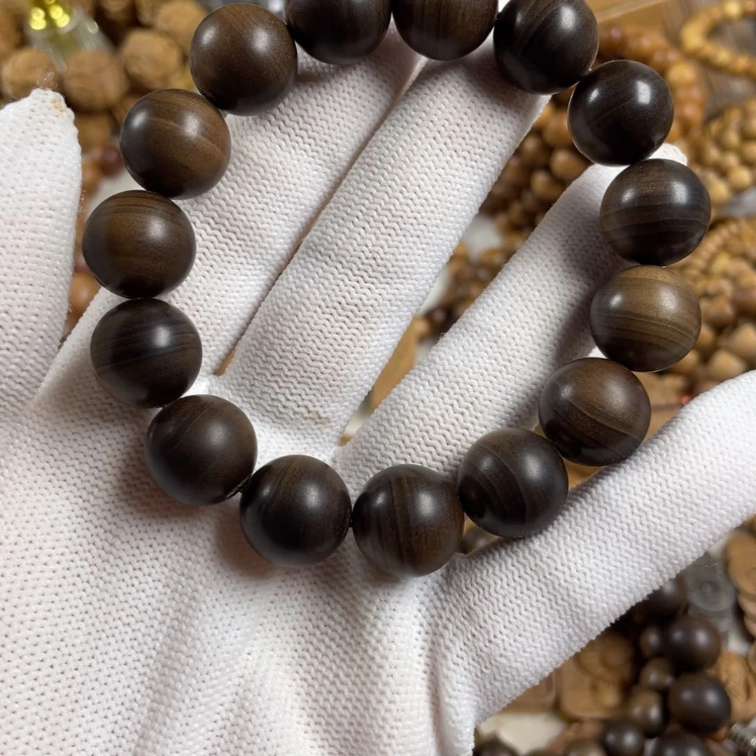 檀香木用****8/老山檀香1.5横纹阴沉