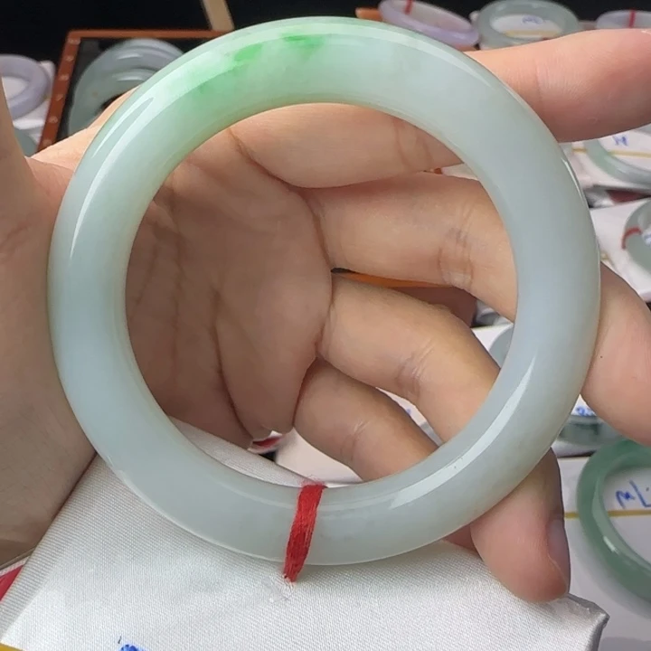 未镶嵌手镯翡翠翡翠手镯
