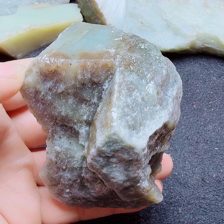 未镶嵌和田玉（糖玉）珠宝半成品