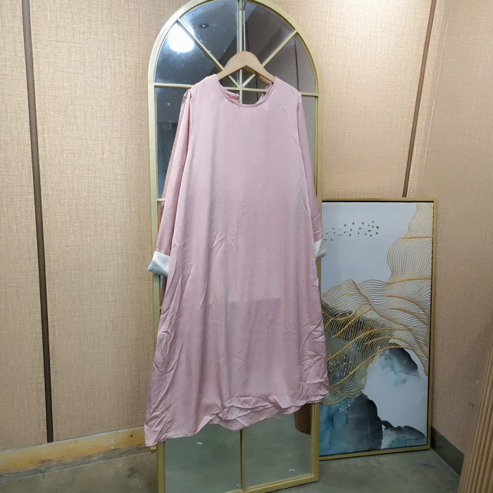 BG664孕妇粉色连衣裙110-140袖口脏