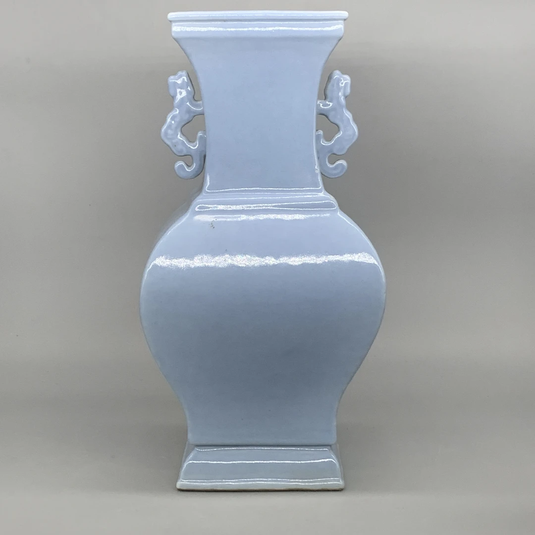 62601058*民国天蓝釉螭龙耳方瓶/瓷器六/江苏省文物总店/J