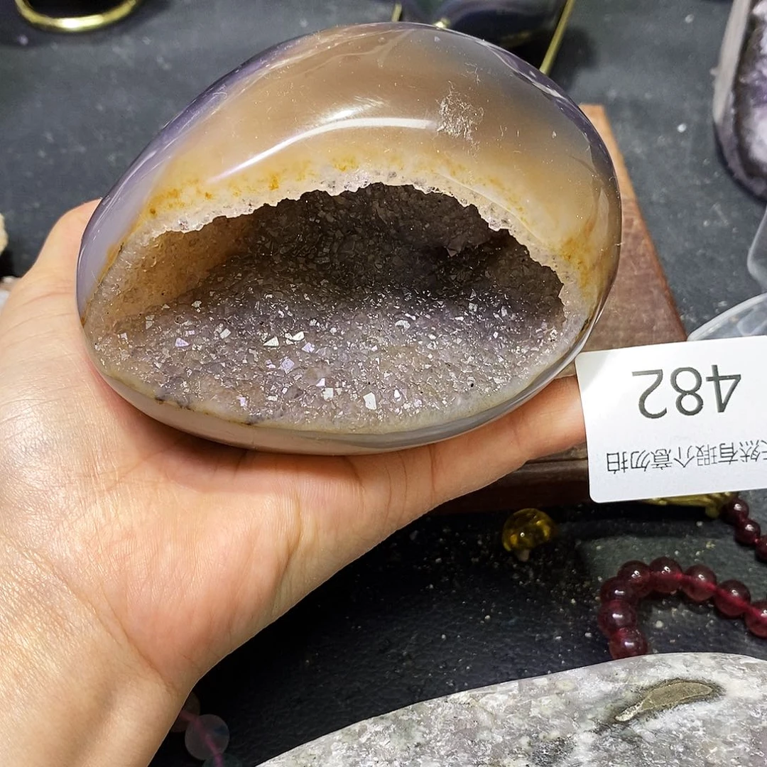 未镶嵌水晶大型摆件（非配饰）