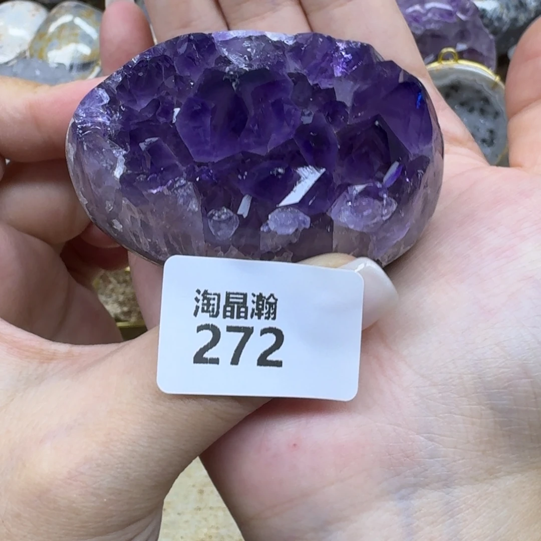 未镶嵌水晶大型摆件（非配饰）