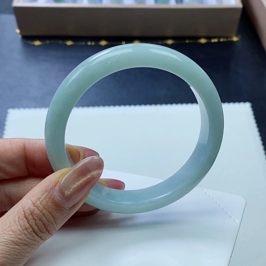 未镶嵌手镯翡翠59圈口