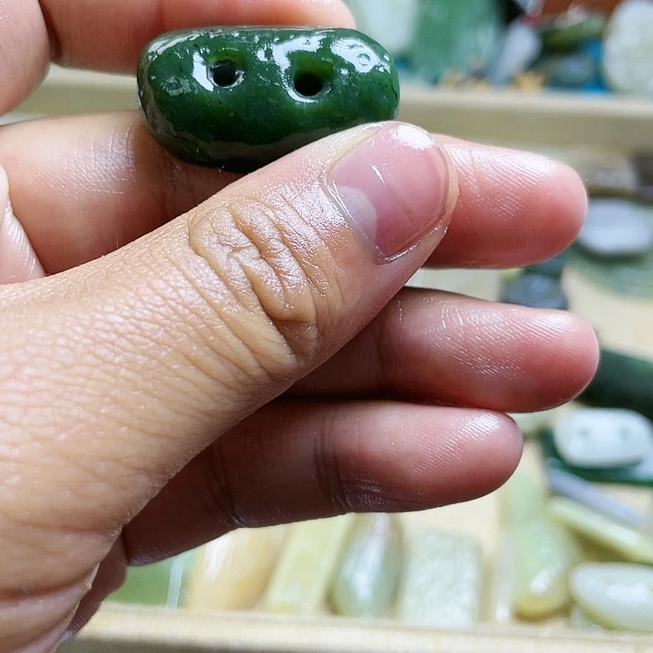 和田玉未镶嵌吊坠锁*玉10