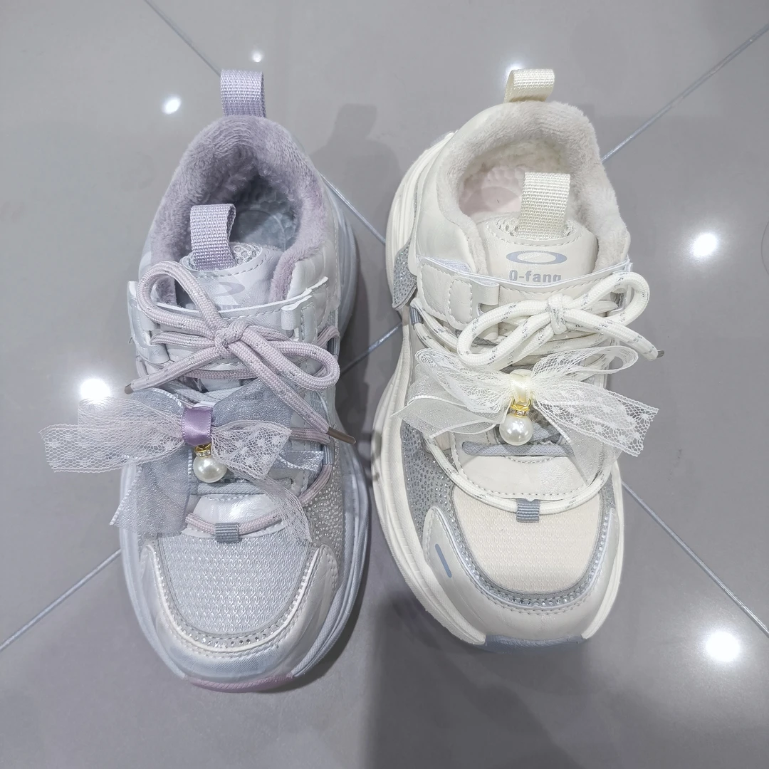 （B13019女童加绒老爹鞋秋季新款皮面超轻舒适休闲百搭运动鞋子）