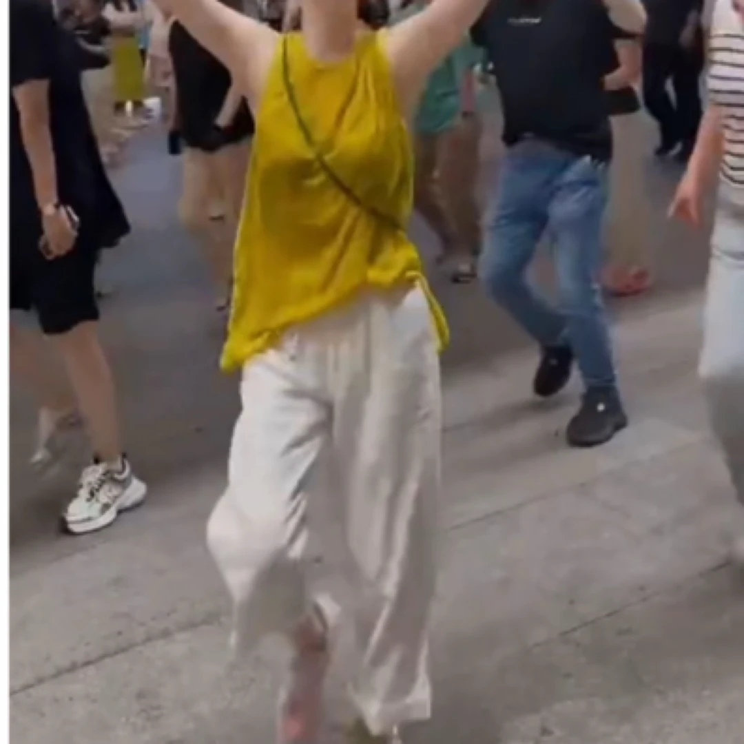 时尚潮流百搭无袖花边上衣搭配休闲阔腿裤女装黄色夏季背心套装