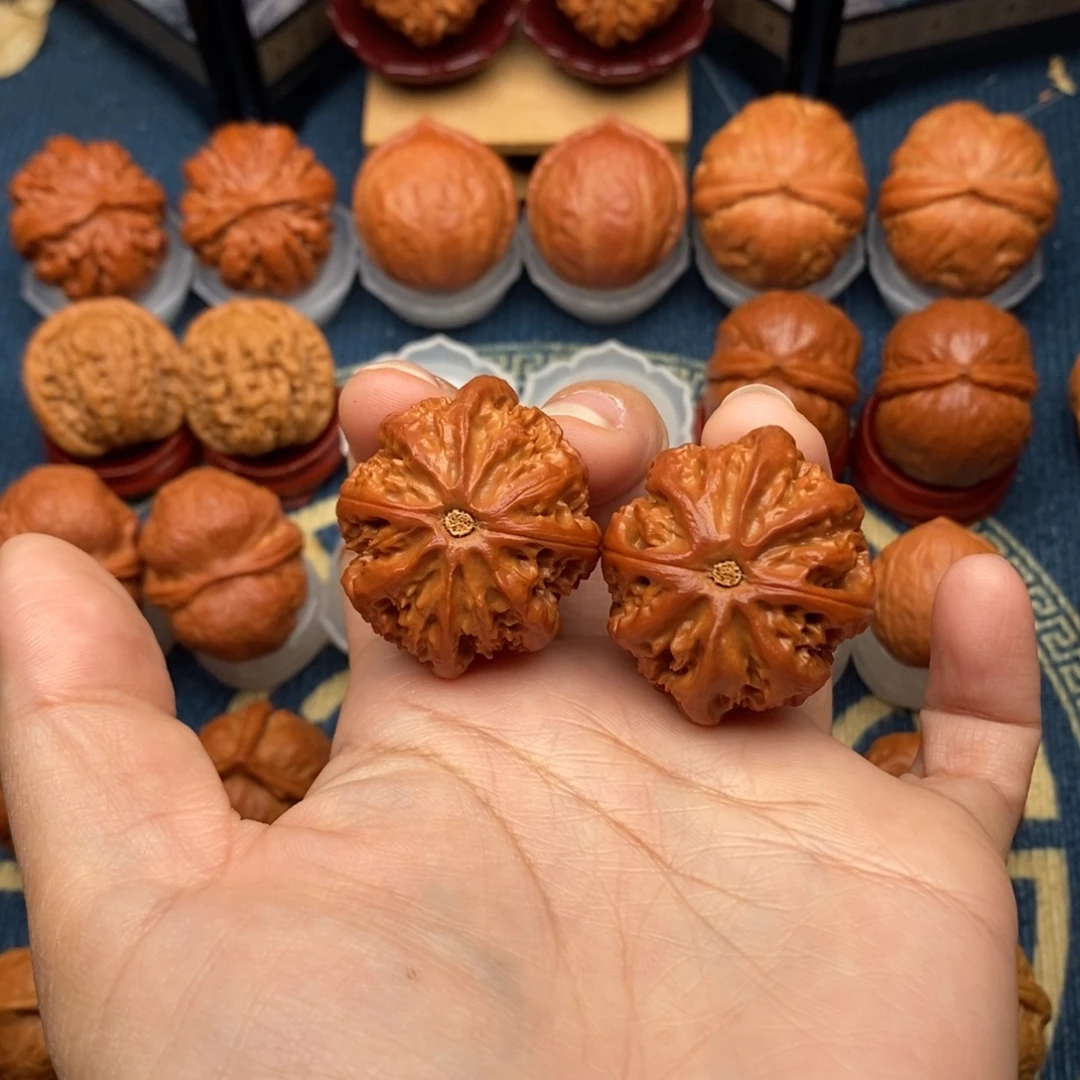 文玩核桃把件粗筋