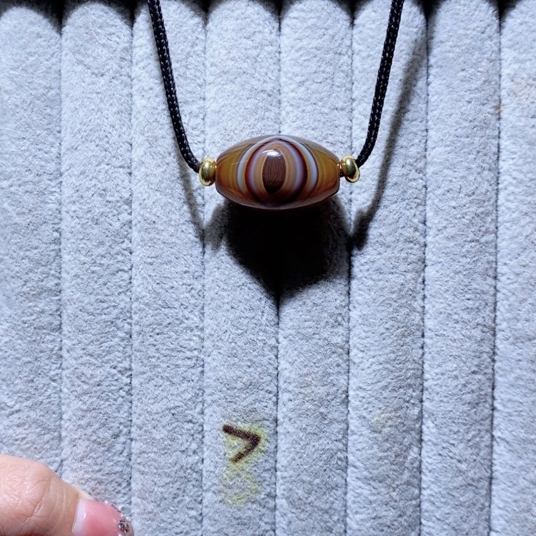 阿***具未镶嵌颈饰玛瑙/玉髓