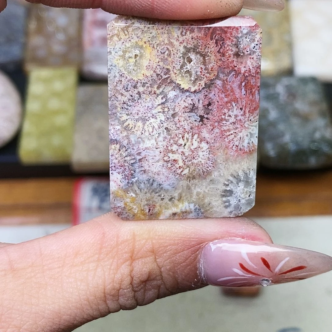 硅化玉颈饰合金森*