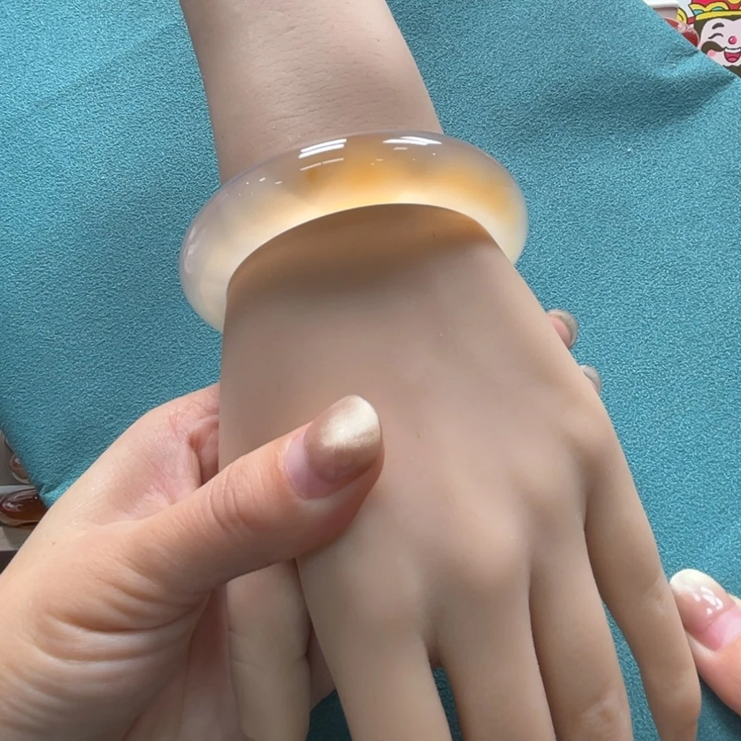 手镯玛瑙/玉髓未镶嵌