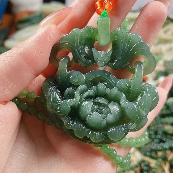 未镶嵌和田玉挂件