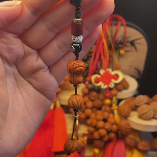吊坠桃核桃枭小挂件