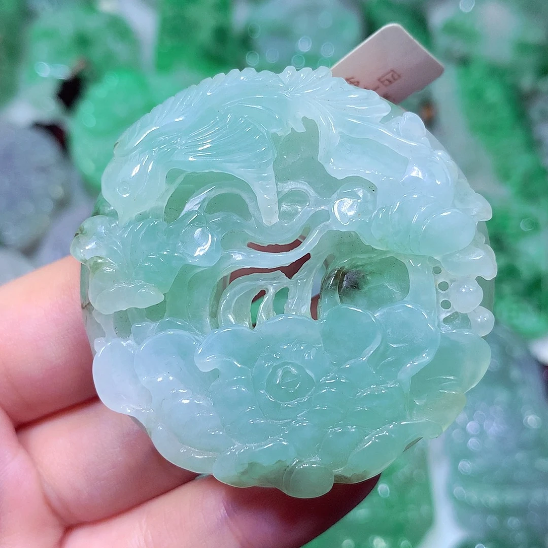 吊坠(不含链)未镶嵌翡翠